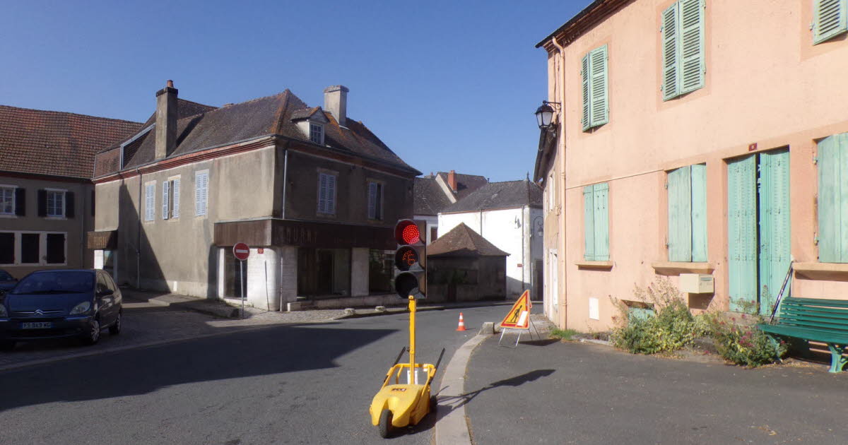 Toulon-sur-Arroux. De nouveaux feux tricolores installés à la suite d'un vol
