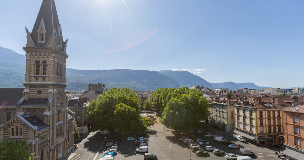 la lutte d’un collectif d’habitants pour « transformer la place »
