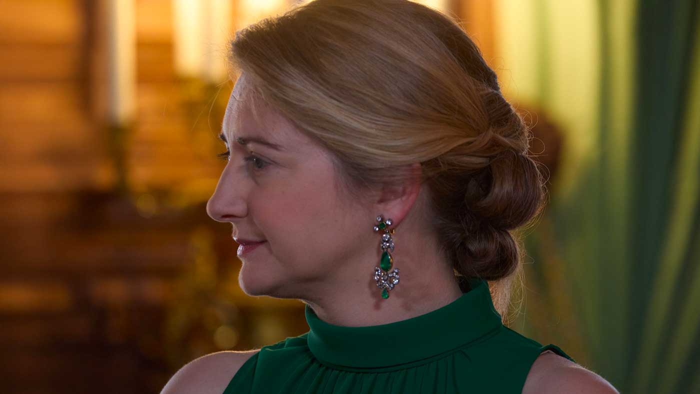 Stéphanie de Luxembourg porte déjà les bijoux en émeraude des Grandes-Duchesses quatre mois avant l'accession au trône de Guillaume