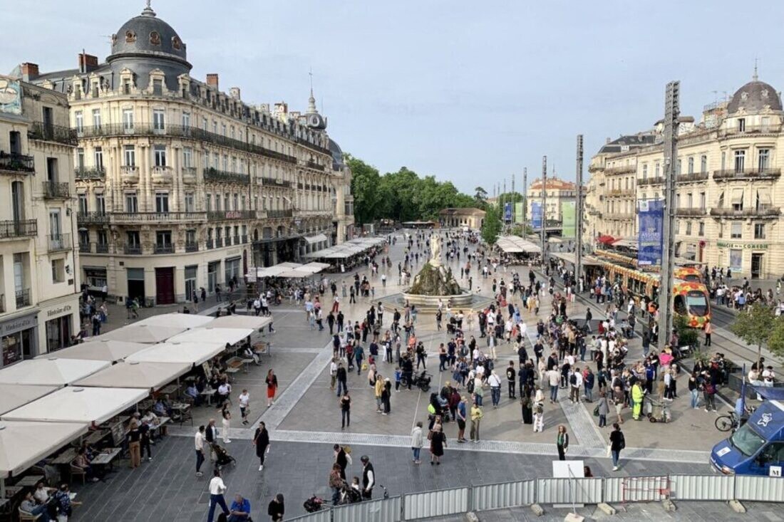 que signifie sa 6e place parmi les villes les plus commerçantes ?