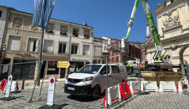 le démontage de la façade a démarré place des Vosges