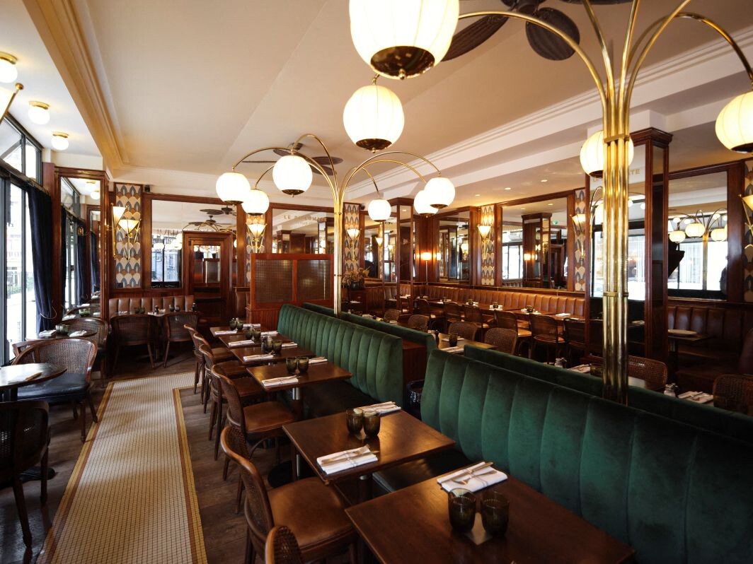 Le Diplomate, ce bistrot moderne aux allures de train de luxe régale la Plaine Monceau