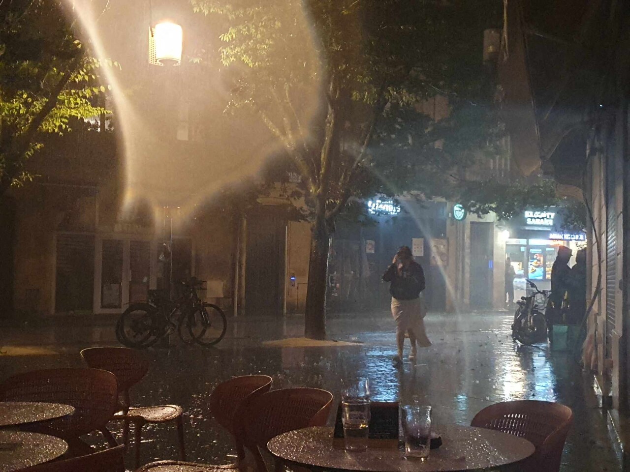 Nouveau déluge en vue ? Météo France place encore la Gironde en alerte pour les orages