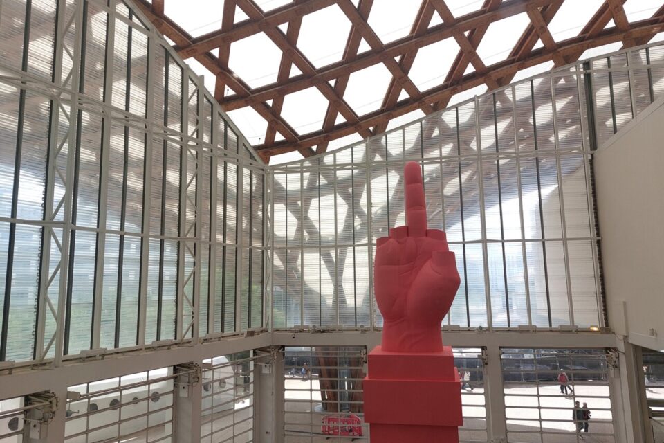 Maurizio Cattelan, Pompidou Metz