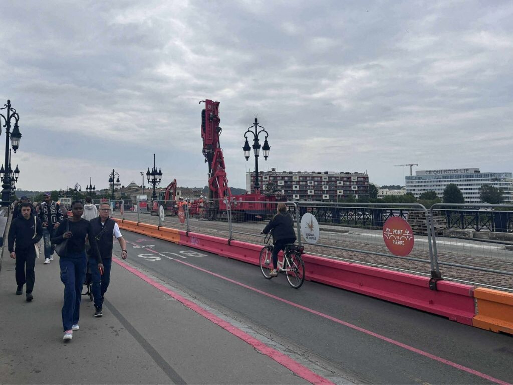 Pourquoi le pont de pierre sera bientôt totalement interdit, y compris aux piétons