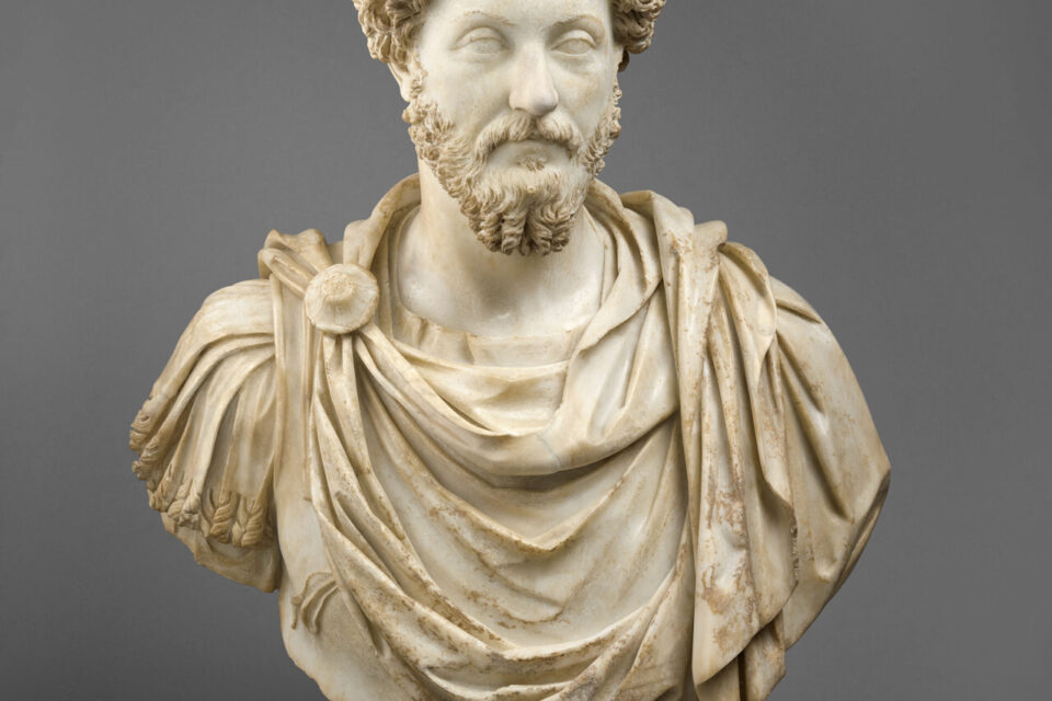 Portrait en buste de Marc-Aurèle. Paris, musée du Louvre, département des Antiquités grecques, étrusques et romaines © GrandPalaisRmn (musée du Louvre) _ Stéphane Maréchalle (1)