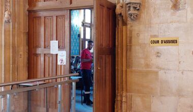 un homme devant la cour d’assises de Rouen