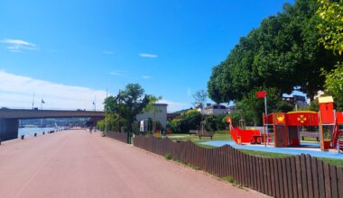 Des travaux sur les quais à Rouen en vue d'aménager un terminal de livraison de colis à vélo