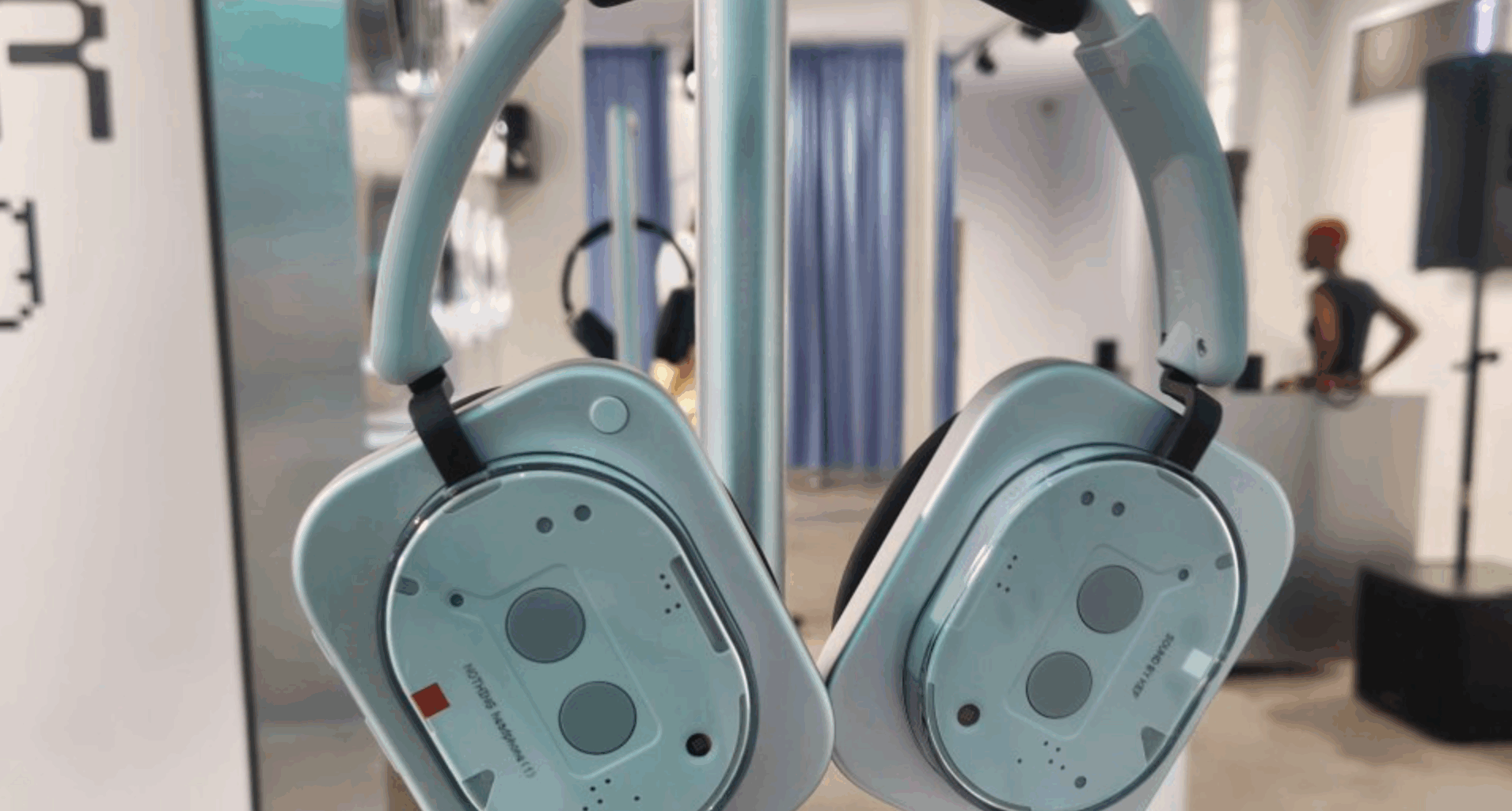 Le casque "Nothing Headphone (1)" se dévoile. Et il est... très particulier