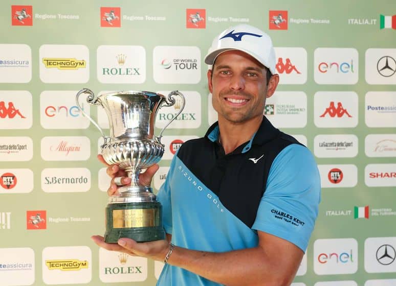 A son 200e départ sur le Tour européen, Adrien Saddier l'emporte en Italie et se qualifie avec Martin Couvra, 2e, au 153e The Open de l'histoire