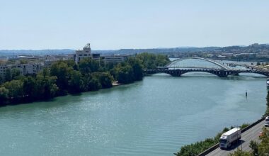 se baigner dans le Rhône lieux frais
