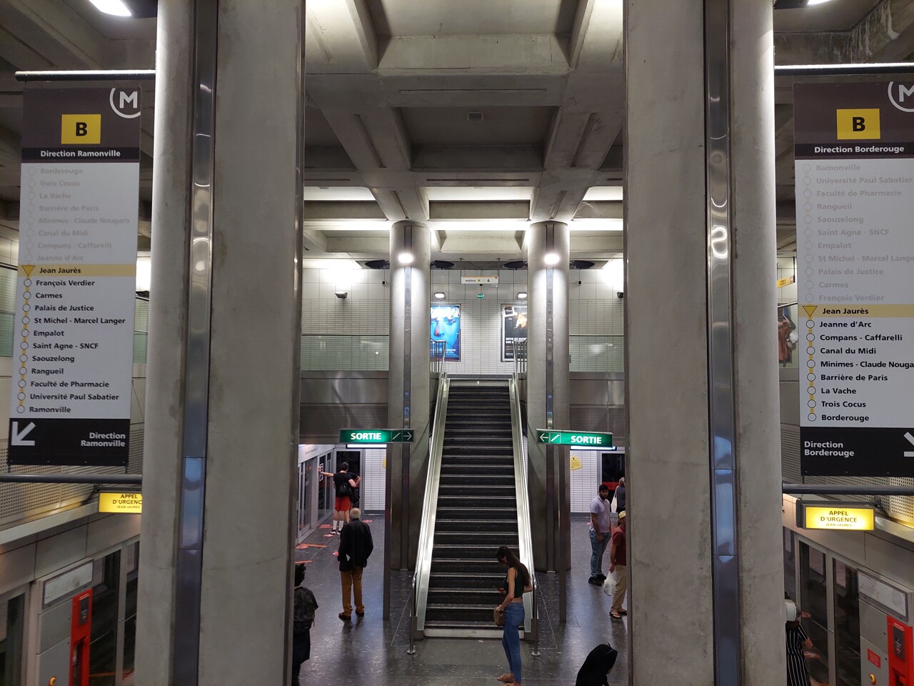 Toulouse. C'est quoi, ces chants d'oiseaux qui résonnent dans le métro ?