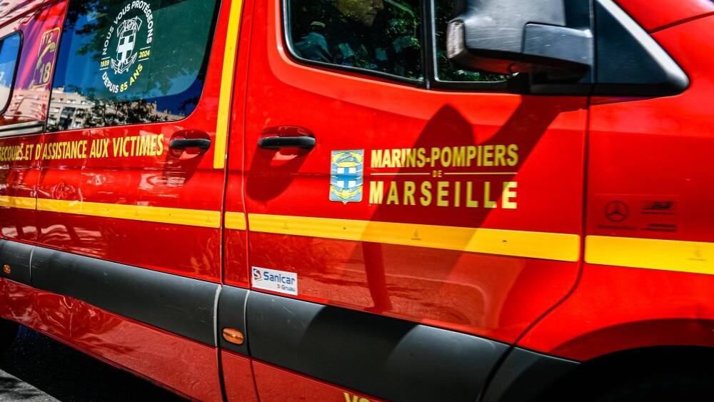 Un homme fonce sur son frère sur le parking du Carrefour du Merlan à Marseille
