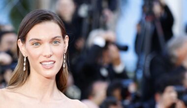 Charlotte Cardin: "L'amour et les relations interpersonnelles, ça me fascine" - rts.ch