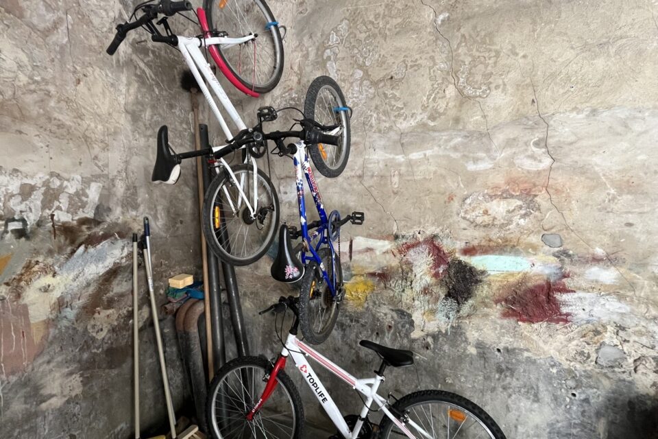 Sièges bébé à l’arrière, vélos junior : tout est prévu pour que les familles participent ensemble.