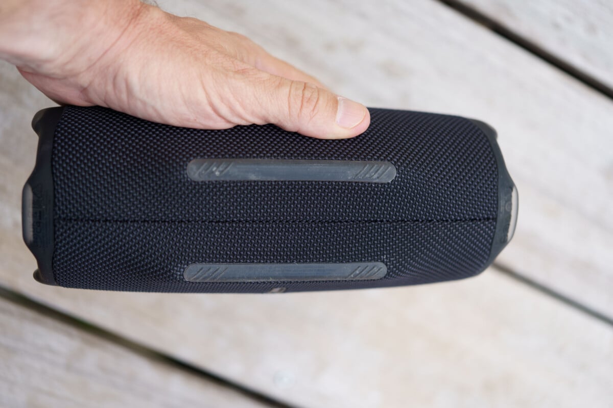 JBL Charge 6