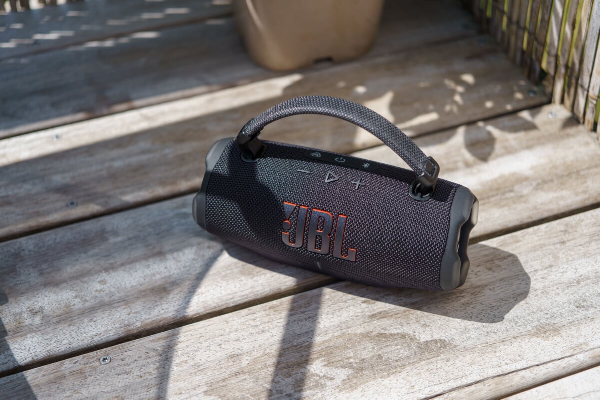 JBL Charge 6