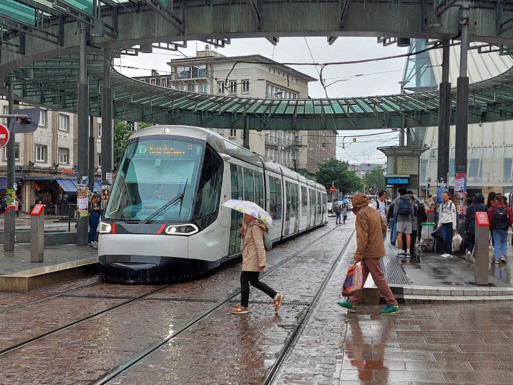 le trafic CTS fortement perturbé après l'arrachage d'une ligne aérienne, ce qu'il faut savoir