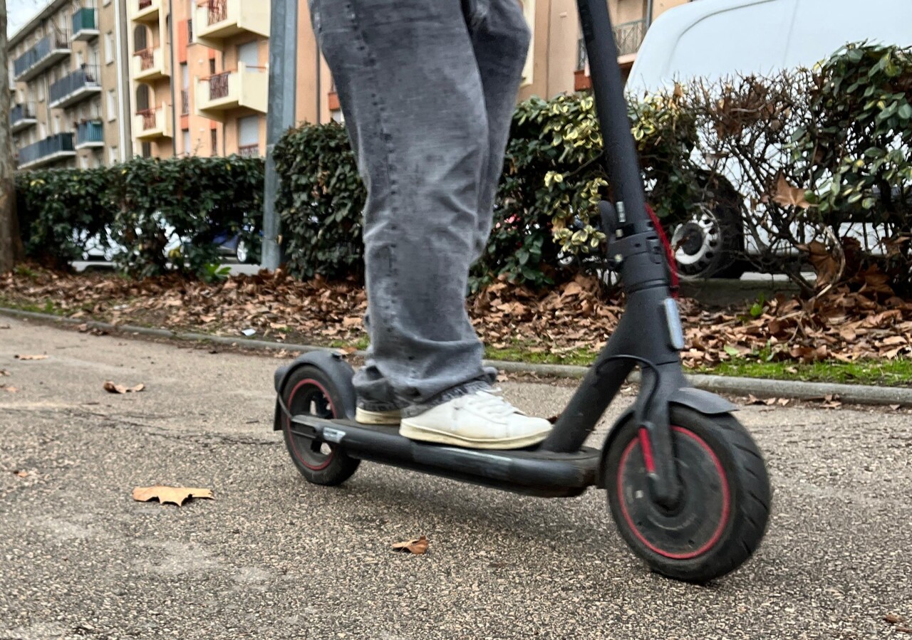 le chauffard à trottinette, en fuite, retrouvé