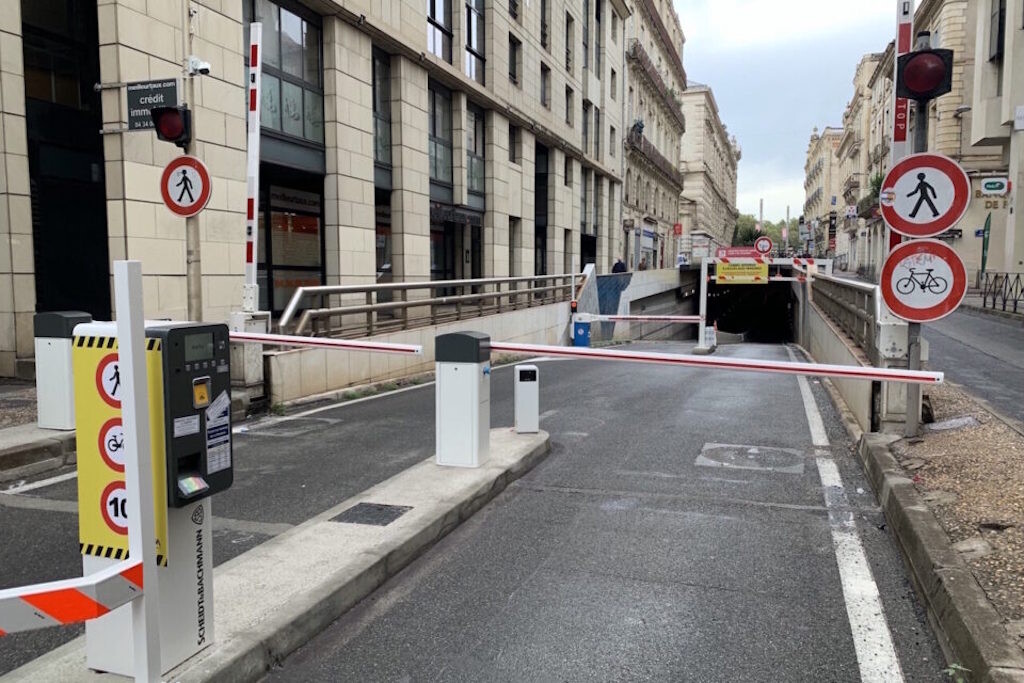 l'accès au parking de la Comédie par la rue Victor Hugo sera fermé plusieurs mois