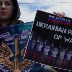Des soldats, des journalistes ukrainiens, des militants ou de simples citoyens ont également été relâchés. 
