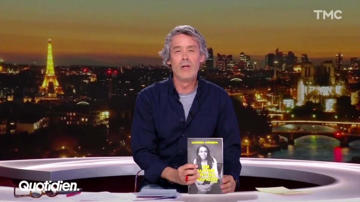 “Ferme ta bouche” : Yann Barthès choqué par l’entrée en matière de son invitée