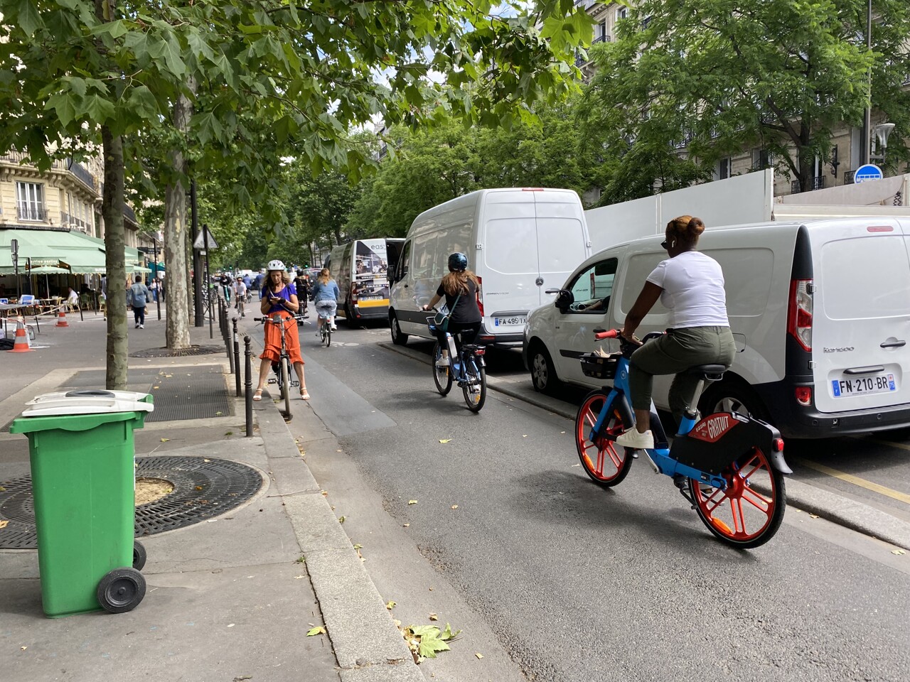 Après Dott et Lime, un troisième opérateur de vélos en libre-service va arriver à Paris
