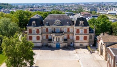 ces deux châteaux de la métropole de Bordeaux sont vendus aux enchères