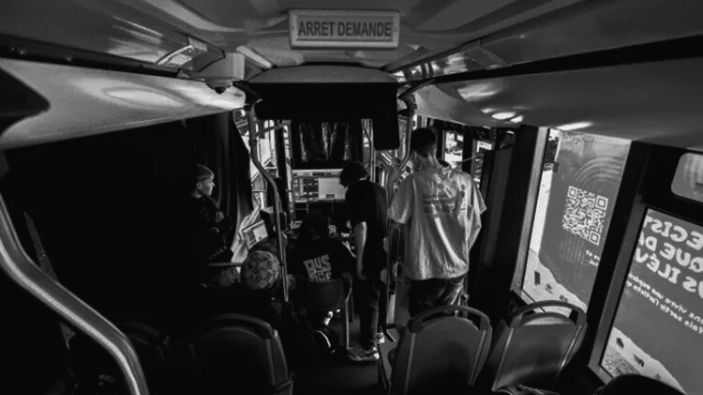Bus Ta Rime est de retour : prends le micro dans un bus studio à Roubaix !