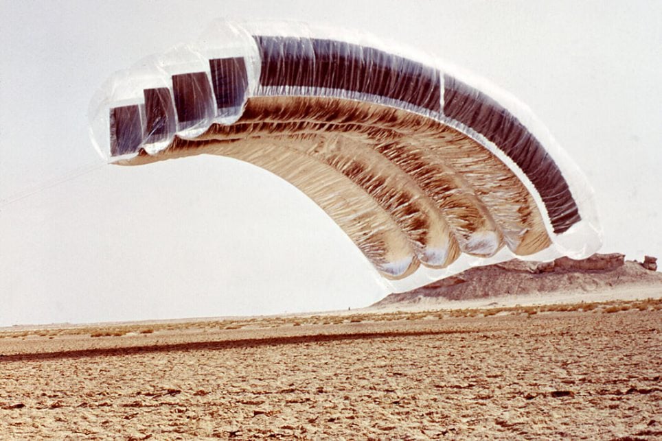 Graham Stevens, « Desert Cloud » dans le desert de Kuwaiti