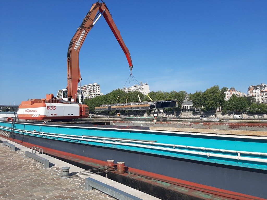 à Paris, un Meccano géant pour accueillir plus d’une centaine de nageurs cet été