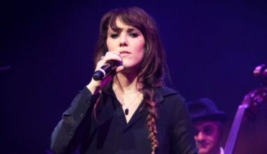 "sans thune et à la rue", sans pudeur sur ses galères, "la méchanceté qu’il peut y avoir"