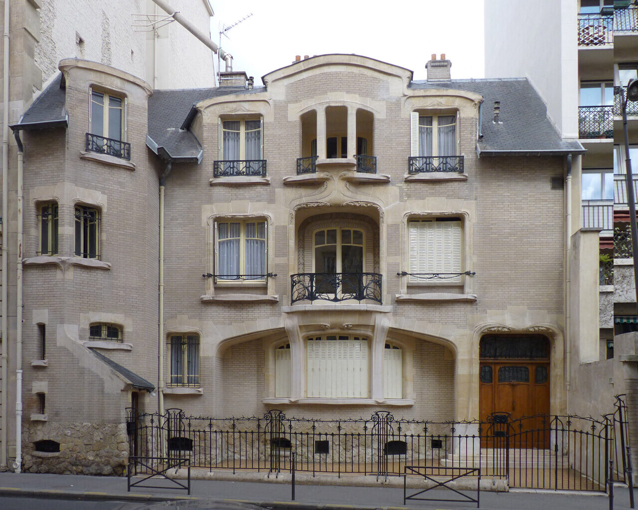 "Une plongée dans une villa de la Belle Époque"