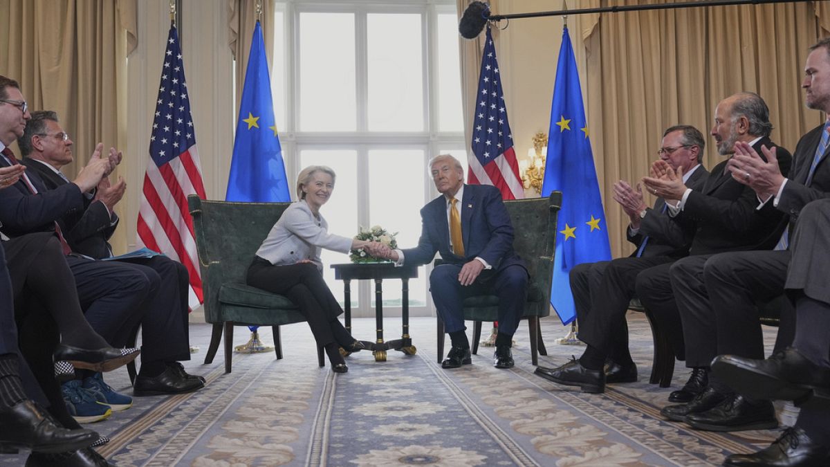 Tarifs : pour l'Europe, un accord imparfait, mais le meilleur possible avec Trump