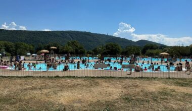 Les Allemands adorent nager, et ça ne date pas d’hier… Découvrez pourquoi les piscines sont partout chez eux !