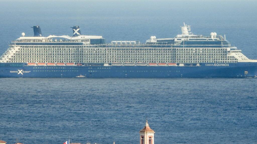 Quel est donc cet immense bateau de croisière qui voguait près de nos côtes ces derniers jours à Nice?