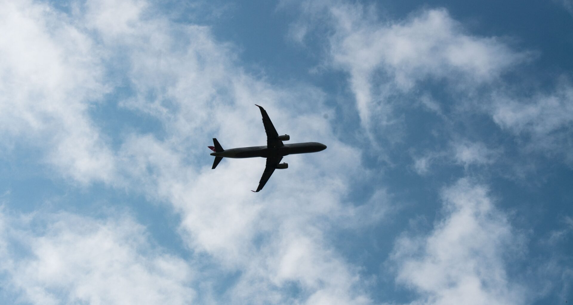 des hackers bélarusses et ukrainiens revendiquent une cyberattaque contre la compagnie russe Aeroflot