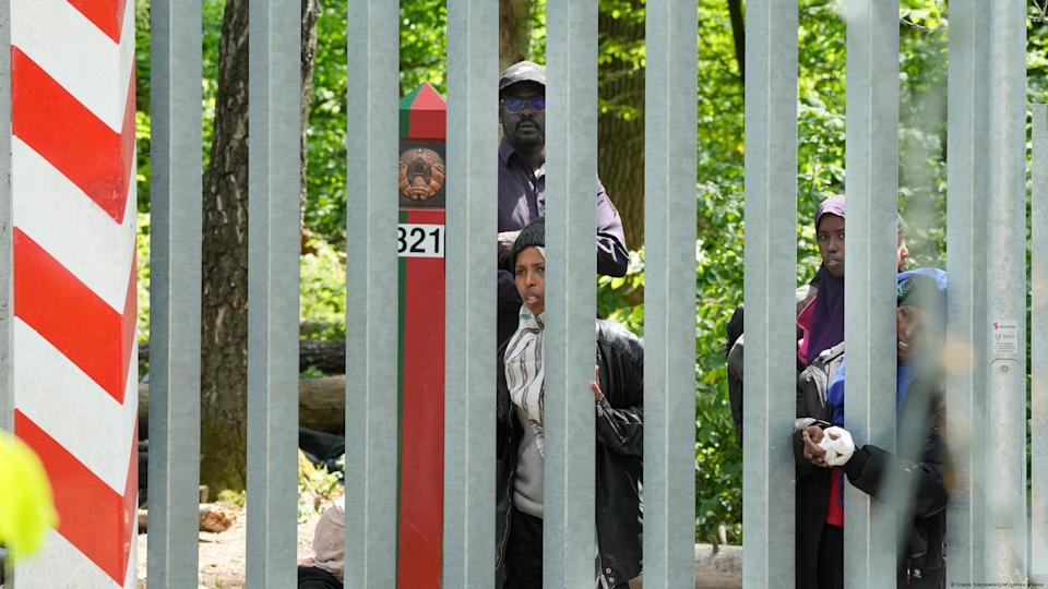 Certains reprochent à l'UE de durcir les règles en ce qui concerne la migration lorsqu'il s'agit des Africains.<span class="copyright">Czarek Sokolowski)/AP/picture alliance</span>