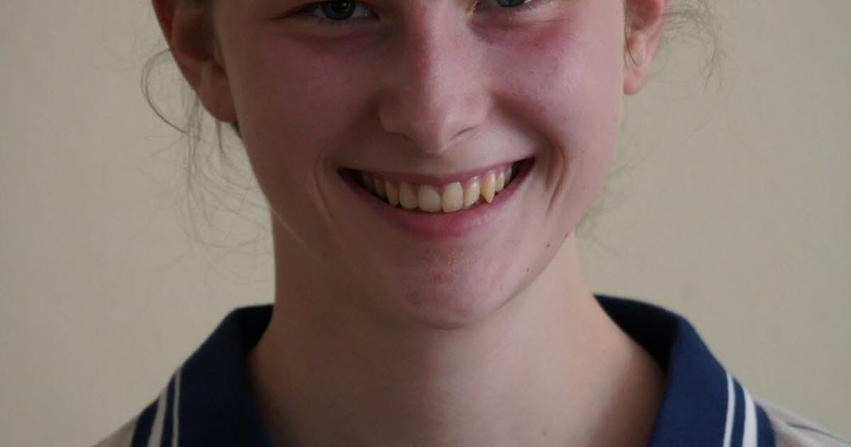 Nancy, lycée Henri-Loritz | Bac 2025 Mention Très Bien. Émeline Stahl, 17 ans, bac général