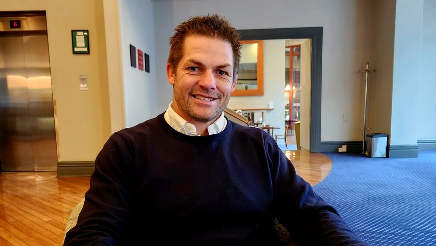 Portrait - Proche de la famille royale, initié aux sports d'endurance : Richie McCaw, l’homme après le mythe