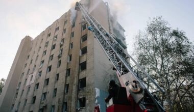 Guerre en Ukraine – Au moins 9 morts civils et 81 blessés dans des attaques russes à travers l’Ukraine ces dernières 24 heures