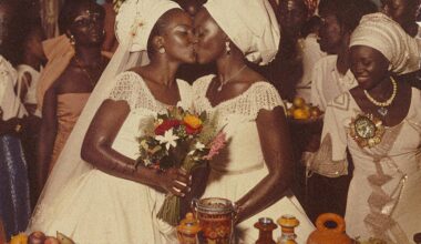 Aux Rencontres d’Arles, entre l’IA et les photographes, le flou artistique persiste