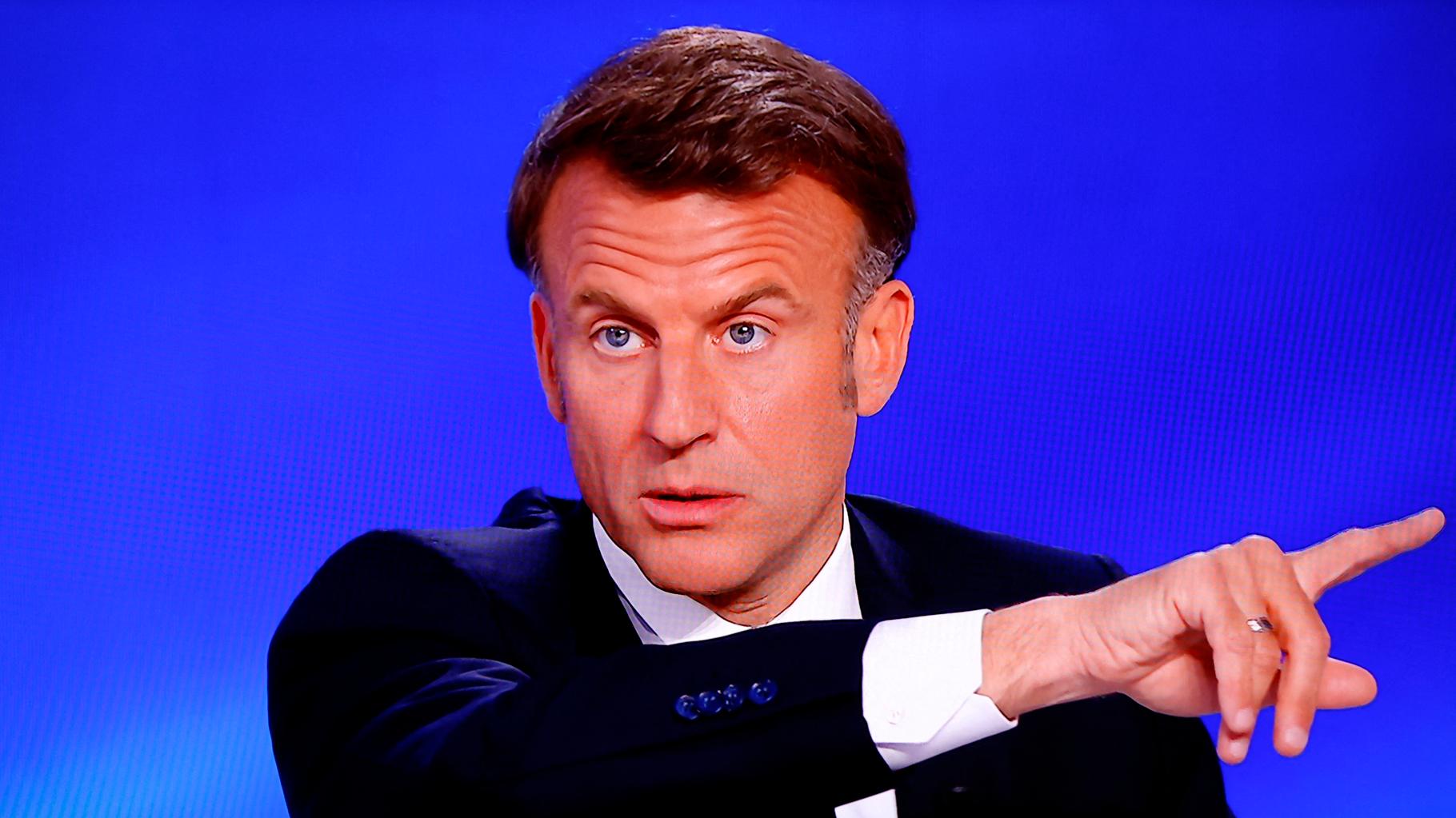 La pauvreté atteint un record, Emmanuel Macron, accusé par la gauche, est-il vraiment responsable ?