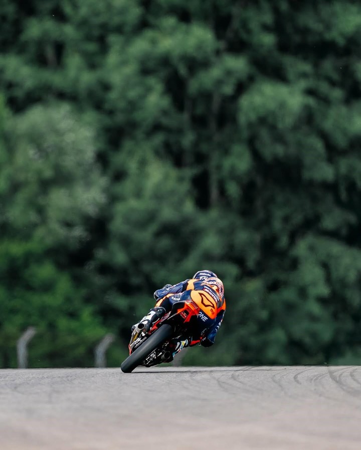 Valentín Perrone en action durant les essais du GP d'Allemagne.