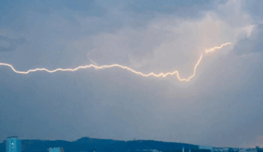 Des orages arrivent à Lyon et dans le Rhône ce dimanche, voici à quel moment ils vont frapper