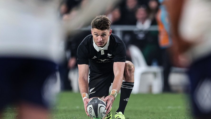 Tournée du XV de France en Nouvelle-Zélande. "Il y a du Antoine Dupont chez Cameron Roigard" lance Beauden Barrett