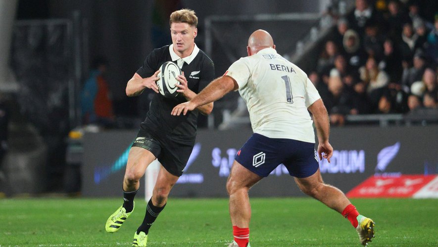 Tournée du XV de France en Nouvelle-Zélande - "Je comprends mieux le rugby, aujourd’hui" : Jordie Barrett a changé de dimension en Europe