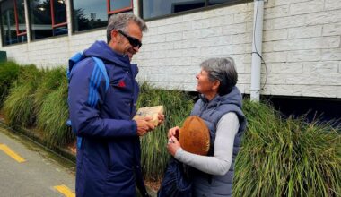 Tournée du XV de France en Nouvelle-Zélande - Coulisses. L'improbable rencontre entre Fabien Galthié et Jane, une Néo-Zélandaise à l'histoire particulière