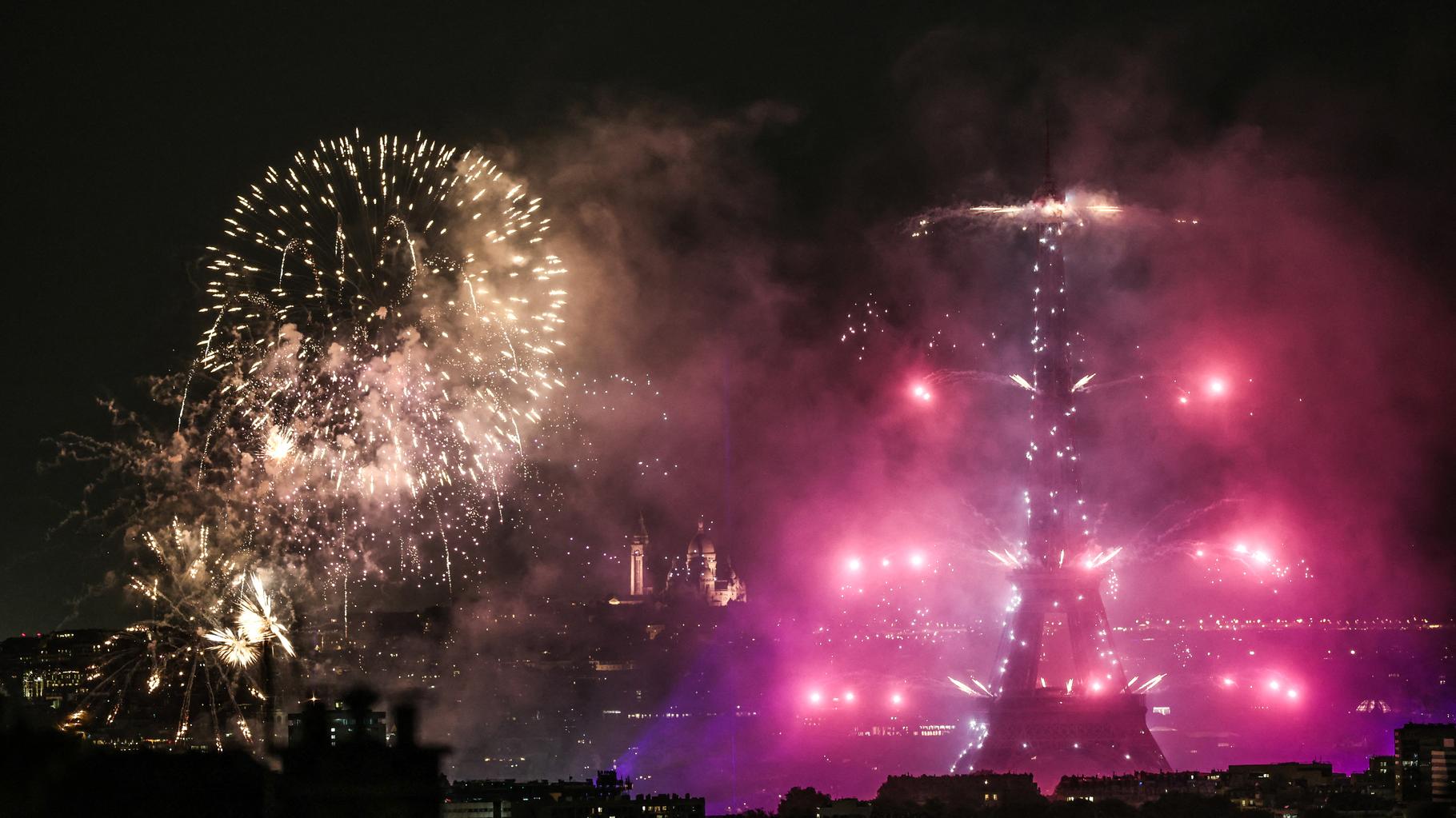 un spectacle époustouflant avec des drones et plusieurs clins d’œil