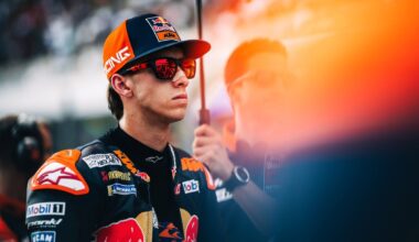 KTM s'agace de voir Pedro Acosta "flirter" avec la concurrence